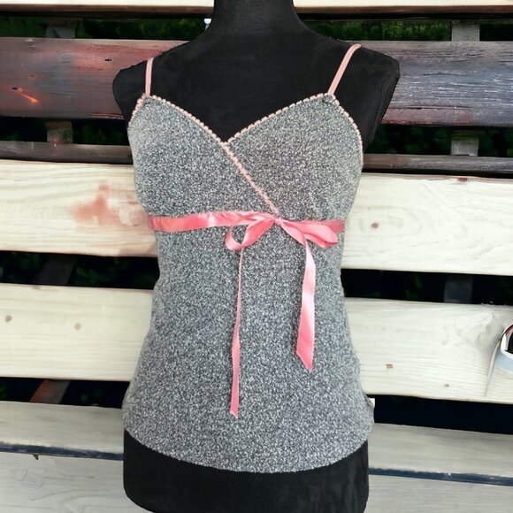 Y2K VANITY Gray Tank with pink ribbon Size SMALL - Picture 5 of 6